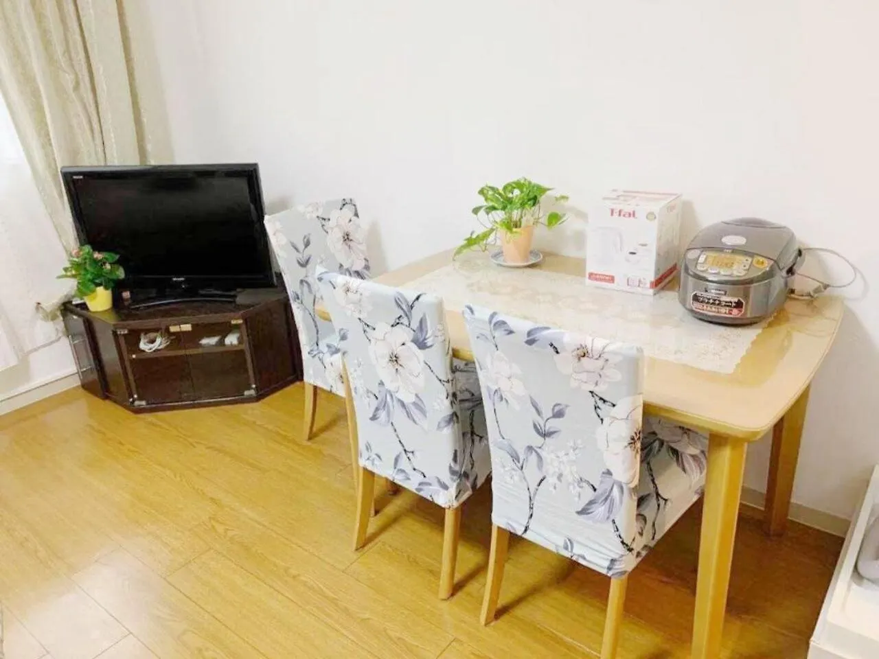 Hotel Rosenheim Tokyo Shinjuku Okubo 3*,  Japón